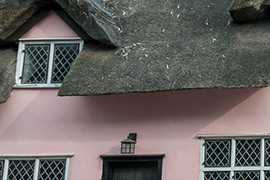 lime-rendering-pink-thatched-cottage-stroud